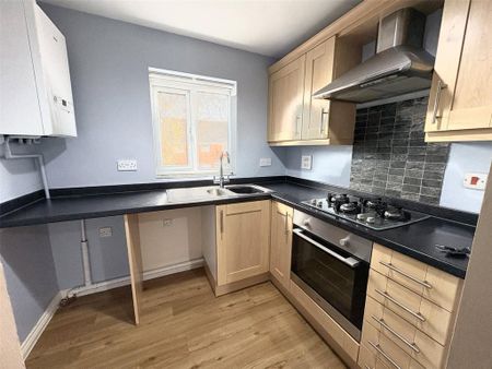 2 bedroom flat to rent - Photo 4