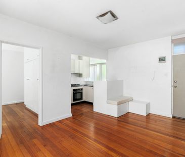 Bayside Living with Courtyard Style! - Photo 1