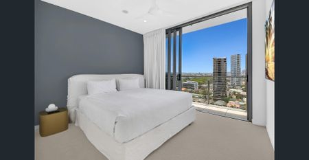 Furnished 3, 6 or 12 months Available - Elevated Coastal Living in the Heart of Broadbeach - Photo 4