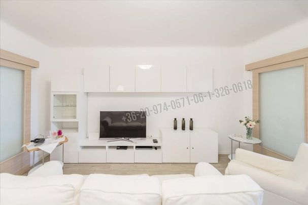 Kiadó felújított lakás - Budapest I. kerület - Photo 1