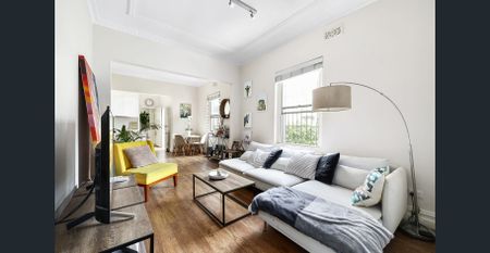 Beautifully Presented Two Bedroom Terrace - Photo 3