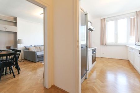 Komplett möblierte City-Wohnung mit 210 m² Gemeinschafts-Dachterrasse - Photo 2