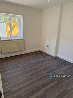 2 bedroom bungalow to rent - Photo 1