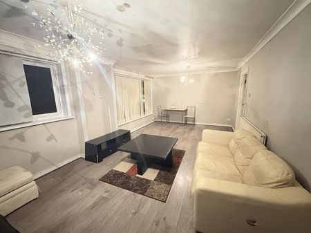 2 bedroom flat to rent - Photo 4