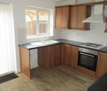 2 bedroom terraced house to rent - Photo 1