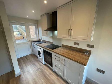 Markenfield Road, Harrogate, North Yorkshire, HG3 - Photo 5