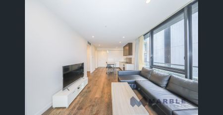 Stylish two bedroom furnished apartment with city views - Photo 2