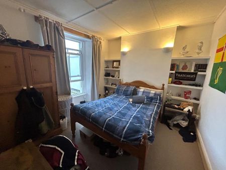 4 bedroom house to rent - Photo 2