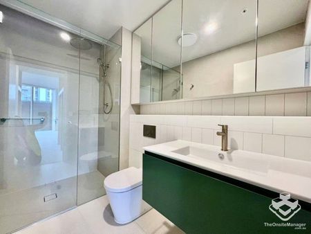 Brand New 2-Bedroom Apartment in West Village - Prime Inner-City Living! - Photo 3