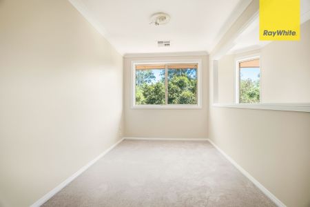 Updated 2 Bedroom Townhouse in Convenient Location - Photo 3