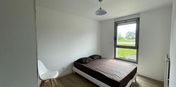 Location Appartement 1 pièce 9m² CHANGE 53810 - Photo 2