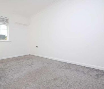 Cranstoun Close, Guildford, Surrey, GU3 - Photo 4