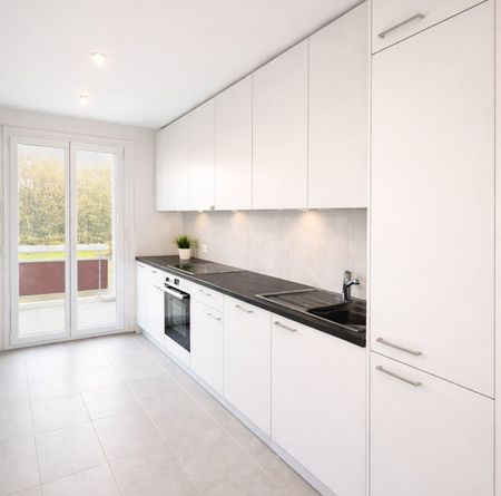 Fully renovated 5.5-room apartment on the 1st floor in Granges-Paccot - Photo 2