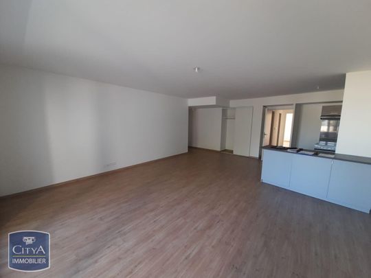 Location Appartement 3 pièces 75m² REZE 44400 - Photo 1