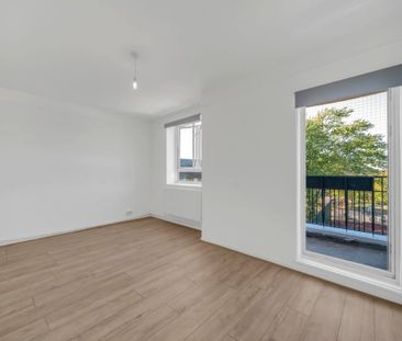 2 Bed Flat, Swiss Cottage, NW6 - Photo 1