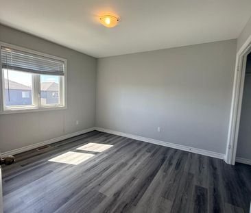 For Lease - 43 Brennan Crescent, Loyalist, Ontario - Photo 6