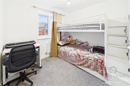 3 bedroom semi-detached house to rent - Photo 4