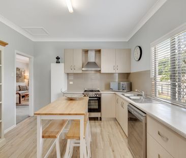 Fully Furnished - Ready to go! - Photo 4