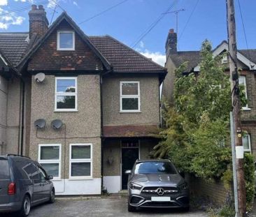 Rose Valley, Brentwood, CM14 - Photo 6