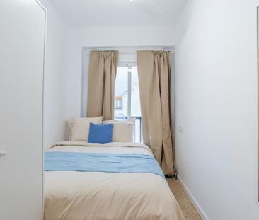 Carrer de la Mare de Déu del Pilar, Paterna, Valencian Community 46980 - Photo 2