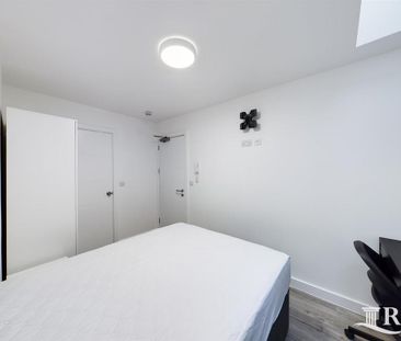 House share to rent - Photo 1
