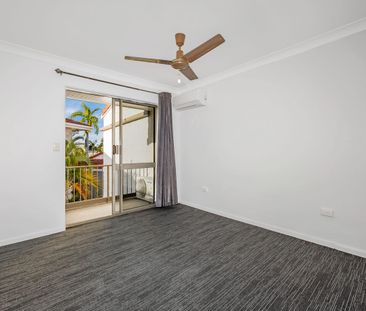 3/6 Watson Street, Rosslea, Qld 4812 - Photo 2