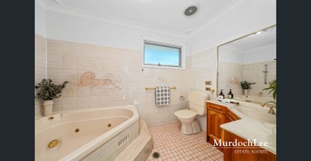 Spacious Family Home in Prime Castle Hill Location | Walk to Metro & Castle Towers - Photo 4