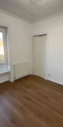 2 bedroom property to rent in Glasgow - Photo 2