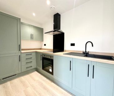 2 bed flat to rent in Sheffield Road, Barnsley, S70 - Photo 6