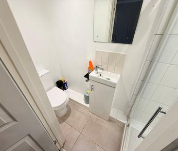 Studio to rent - Photo 4