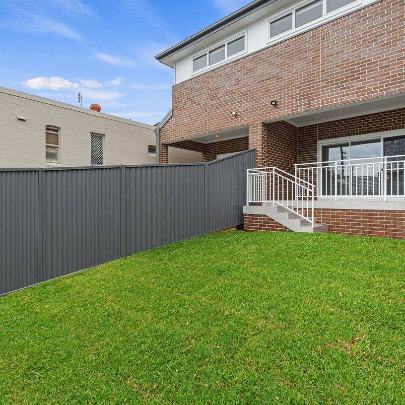 1/18 Waverley Crescent, Bondi Junction, NSW 2022 - Photo 1