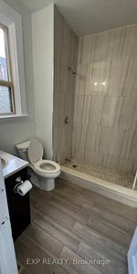 422 Clendenan Ave Very spacious recent renos high end area! - Photo 3