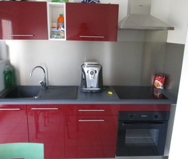 Location Appartement 1 pièce 31m² ROANNE 42300 - Photo 3