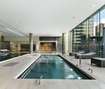 1 Pan Peninsula Square, Canary Wharf, London, E14 - Photo 4