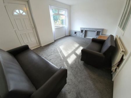 2 bedroom terraced house to rent - Photo 3