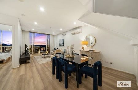 When Size Does Matter! 262 sqm in Title. Prestigious Apartment with 270 Degree Fantastic View - Photo 2