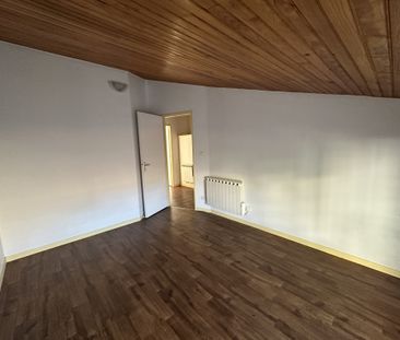 Location Appartement 3 pièces 83m² ANGOULEME 16000 - Photo 2