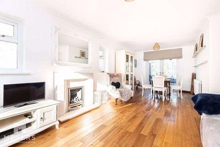 Prince Of Wales Road, Bournemouth, BH4 - Photo 3