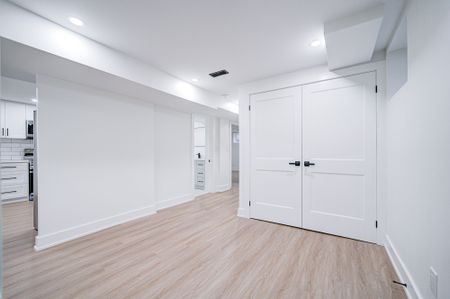 For Lease - (LOWER) 705 Glenforest Street, Oshawa, Ontario - Photo 3