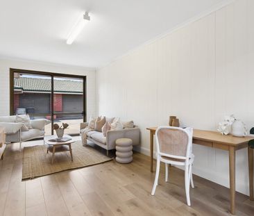 Comfortable Unit Living in Sought-After Clarence Park - Photo 4