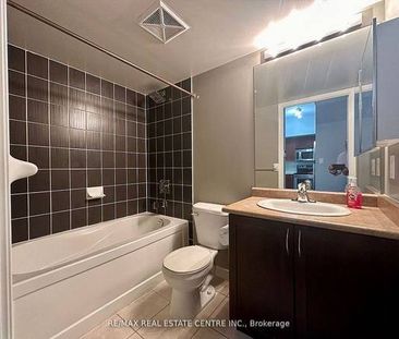 Hurontario & Burnamthorpe Luxurious 1Bdrm Open Concept Upgraded Kitch - Photo 1