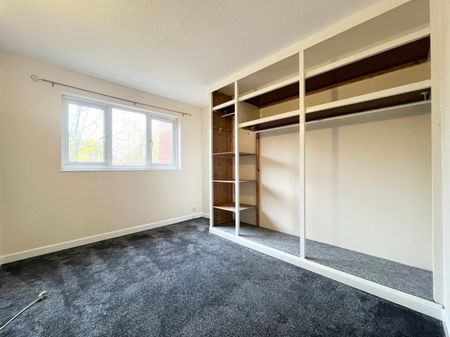 1 Bedroom Flat - Purpose Built To Let - Photo 3