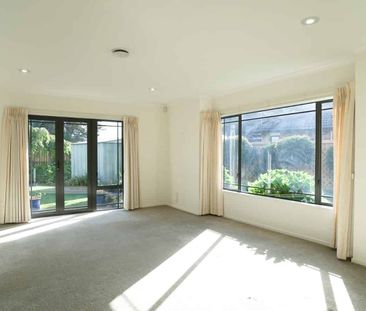 Elegant, Spacious & in Prime Pukekohe Location - Photo 5