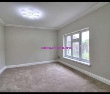 Scarletts, Basildon, Essex, SS14 - Photo 2