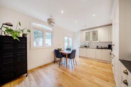 2 bedroom maisonette to rent - Photo 5