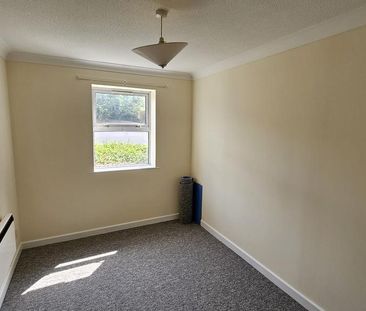 2 bedroom ground floor flat to rent - Photo 1