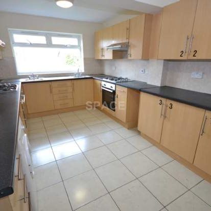 1 bedroom property to rent in Reading - Photo 3