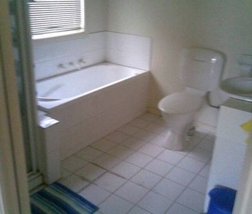 Northcote - Photo 5