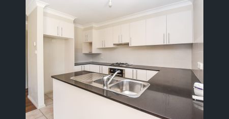 Spacious Family Home in Quiet West Orange - Photo 3