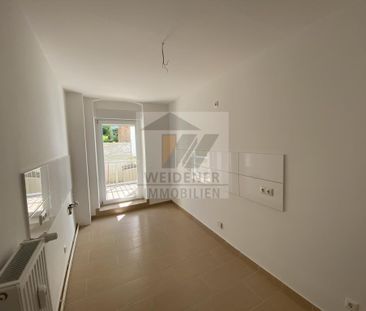 Sanierte 4 Raum Wohnung mit Balkon und Bad mit Wanne in Gera-Pforten! - Foto 1